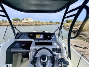 JEANNEAU CAP CAMARAT 7.5 CC S3 - BATEAU MOTEUR OCCASION MARINE COURTAGE (5).2