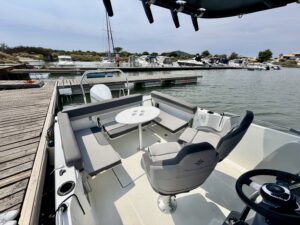 JEANNEAU CAP CAMARAT 7.5 CC S3 - BATEAU MOTEUR OCCASION MARINE COURTAGE (8)