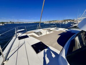 BALI CATSPACE - CATAMARAN OCCASION MARINE COURTAGE (21)