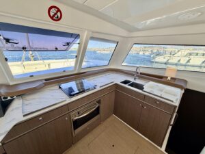 BALI CATSPACE - CATAMARAN OCCASION MARINE COURTAGE (3)