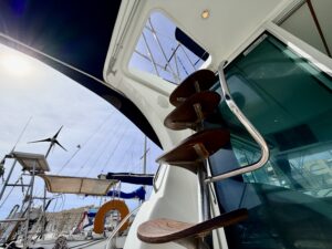 BENETEAU ANTARES 9.80 - BATEAU MOTEUR OCCASION MARINE COURTAGE (25)