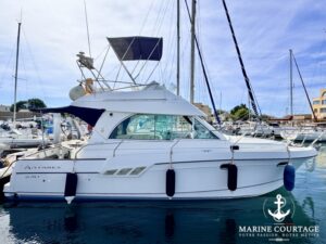 BENETEAU ANTARES 9.80 - BATEAU MOTEUR OCCASION MARINE COURTAGE (3).2
