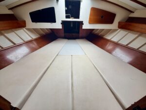 CONSTRUCTION MARC CHAMAY - VOILIER OCCASION MARINE COURTAGE (11)