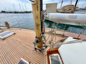 CONSTRUCTION MARC CHAMAY - VOILIER OCCASION MARINE COURTAGE (16)