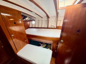 CONSTRUCTION MARC CHAMAY - VOILIER OCCASION MARINE COURTAGE (3)