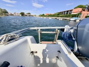 QUICKSILVER 60 WEEKEND - BATEAU MOTEUR OCCASION MARINE COURTAGE (12)
