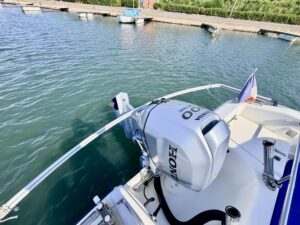 QUICKSILVER 60 WEEKEND - BATEAU MOTEUR OCCASION MARINE COURTAGE (13)
