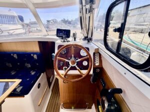 QUICKSILVER 60 WEEKEND - BATEAU MOTEUR OCCASION MARINE COURTAGE (7)