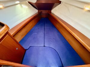 BENETEAU OCEANIS CLIPPER 323 - VOILIER OCCASION MARINE COURTAGE (17)