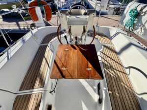 BENETEAU OCEANIS CLIPPER 323 - VOILIER OCCASION MARINE COURTAGE (7)